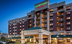 Courtyard By Marriott Bloomington Mall Of America